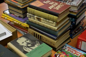 Пункт приема ненужных книг открыли на фестивале «Букинист». Фото: Анна Быкова