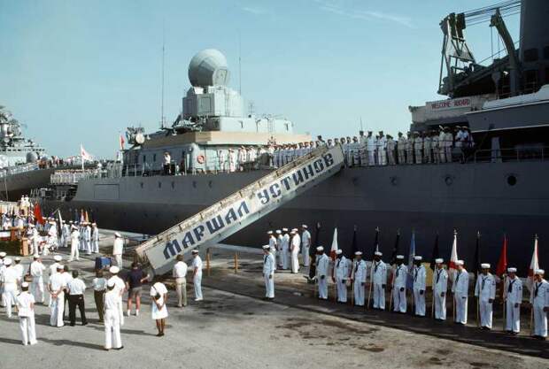 Крейсер «Маршал Устинов» готов прибыть к месту своего постоянного базирования