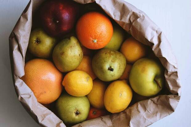 Как правильно очистить фрукты перед употреблением