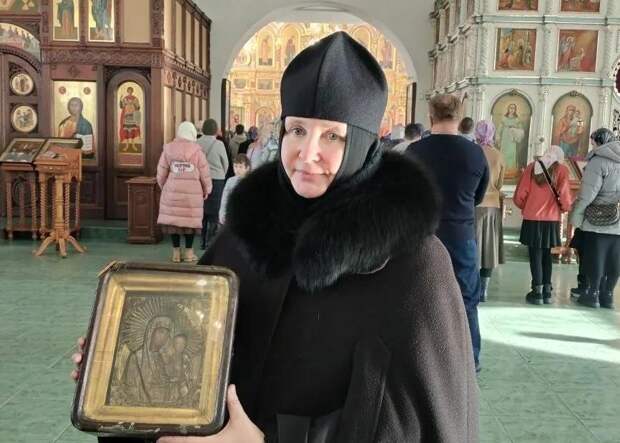 В рязанский монастырь вернули старинную икону Богородицы