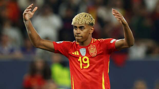 Ямаль выступил с критикой антимусульманских кричалок на игре сборной Испании