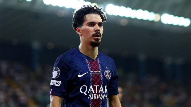 Витинья не забил пенальти в матче с «Монако» в Лиге чемпионов