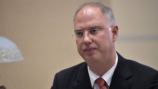 Дмитриев выступил с критикой в адрес экс-принца Эндрю и премьера Великобритании Стармера