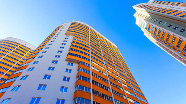 Продажи в новостройках Москвы за полгода сократились на 16% г/г