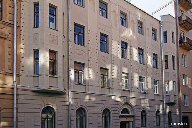 В Москве продают таинственный подвал в доме 1987 года постройки