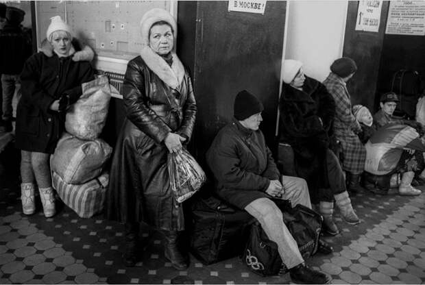 Зал ожидания на станции Новосибирск-Главный. Зал ожидания на станции Новосибирск-Главный.