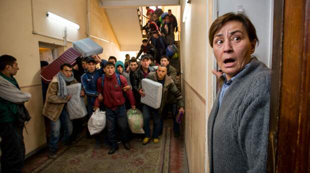 Толпа иноземцев заселились в 1-комнатную квартиру и тут-же начала наводить свои порядки: Наша дама рассказала как дела обстоят