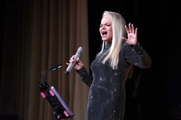 Концерты Долиной в Брянске и Обнинске перенесли на осень из-за низких продаж билетов