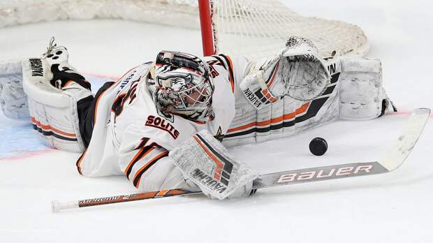 Вратарь «Автомобилиста» Аликин получил травму в матче с «Металлургом»