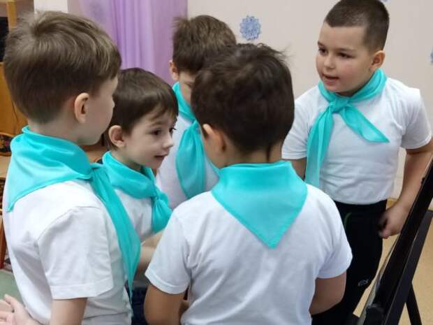 Сотрудники ГИБДД Кировграда провели тематическую викторину по знанию ПДД для будущих первоклассников
