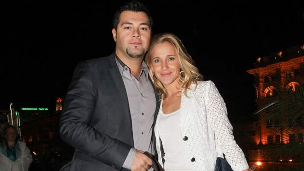 Юлия Ковальчук высказалась о браке с Алексеем Чумаковым: «Яркий альфа-самец»