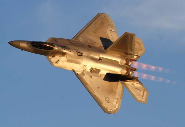 Золотой F-22