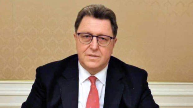 Россия намерена настаивать на внеблоковом статусе Украины Россия намерена настаивать на внеблоковом статусе Украины