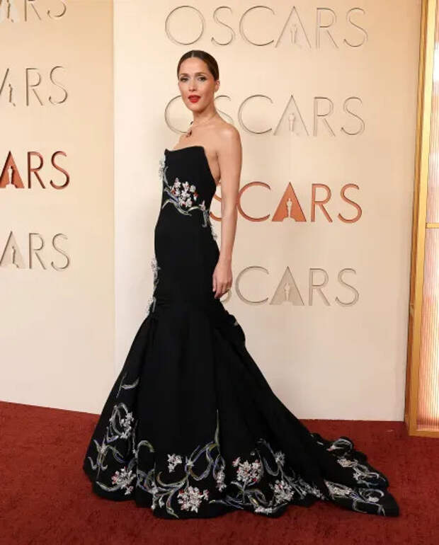 Роуз Бирн в Dior