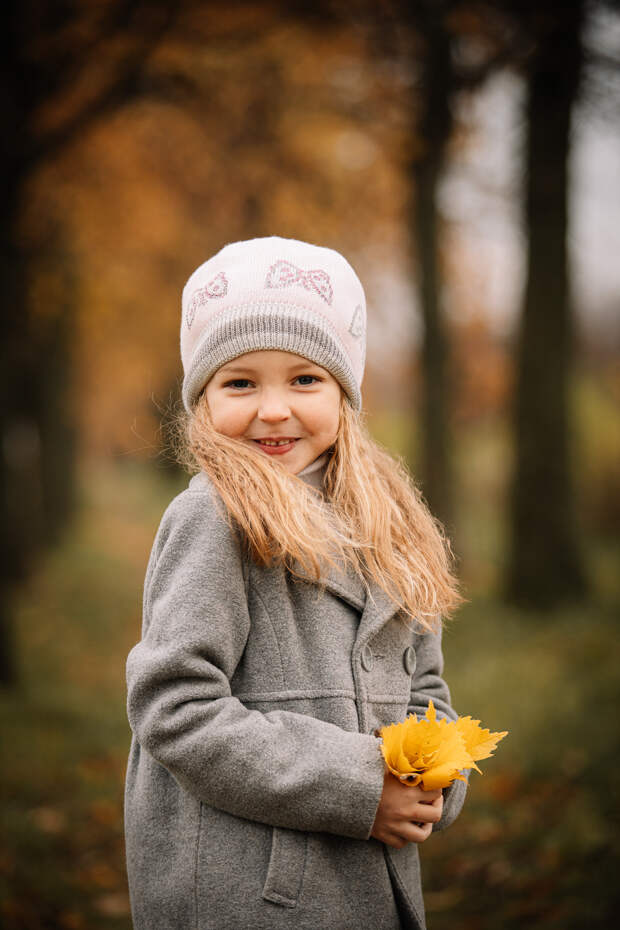 Осенняя детская фотосессия в парке