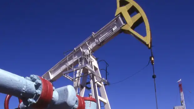 Россия снизит добычу нефти на 228 тысяч баррелей в сутки