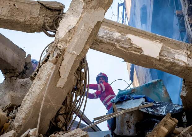 Иран ударил кассетной ракетой по центру Израиля, ЦАХАЛ нанёс ответные удары по АЭС «Бушер»