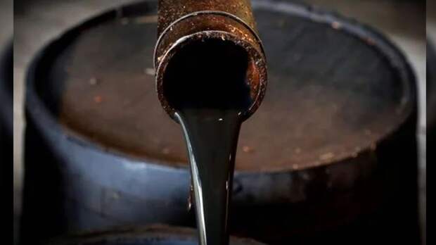 США бросились искать поставщика нефти взамен венесуэльских объемов