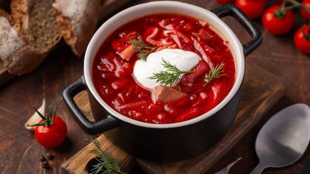 Канадец из СКА назвал любимые блюда в России: «Сырники на завтрак, борщ на ужин»