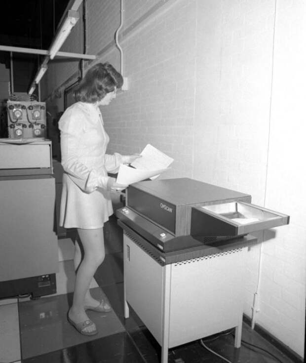 Компьютерная техника минувших дней (16 фото) Компьютерная техника минувших дней (16 фото)