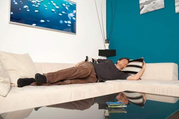 Сомнолог Царева предостерегла от привычки отсыпаться на выходных