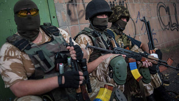 Солдаты украинской армии из батальона Донбасс. Архивное фото