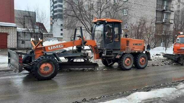 Уборка снега в Барнауле / Фото: t.me/barnaul_org