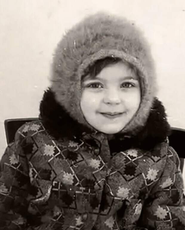 Ирина Пегова в детстве. / Фото: www.biographe.ru