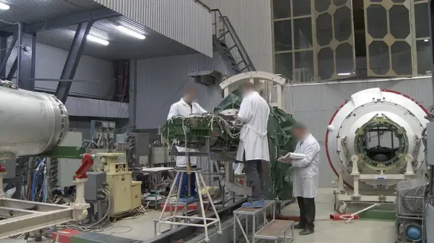 18000 км, достанет в любой точке земного шара. Испытания мбр рс-28 "Сармат" прошли успешно