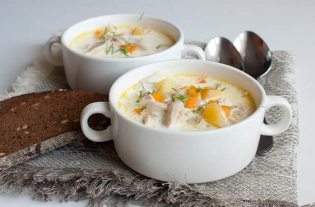 Сырный суп с курицей