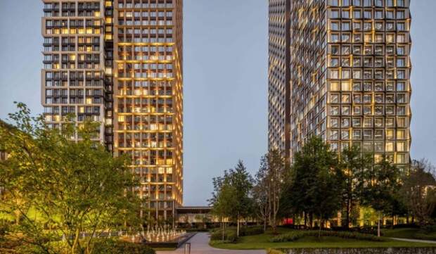 Началось формирование зеленых зон возле трех жилых корпусов на севере Москвы