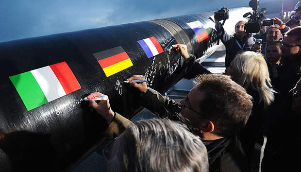 http://www.interfax.ru/ftproot/textphotos/2013/12/05/sou.jpg