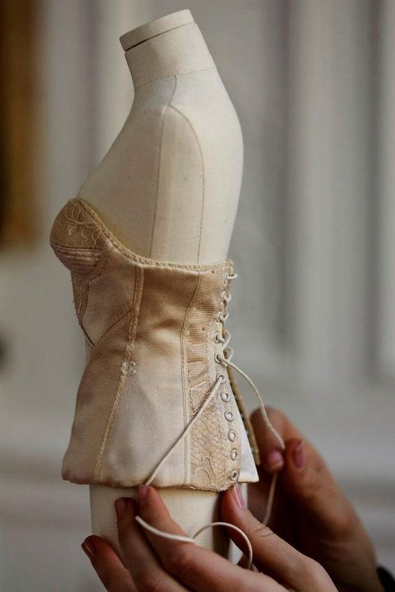 Le Petit Théâtre Dior (фото и видео)