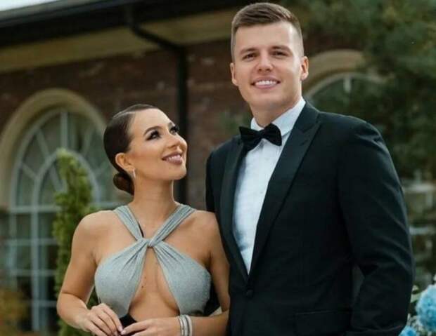 Суд продлил домашний арест блогеров Чекалиных: ситуация с сыном может повлиять на меру пресечения