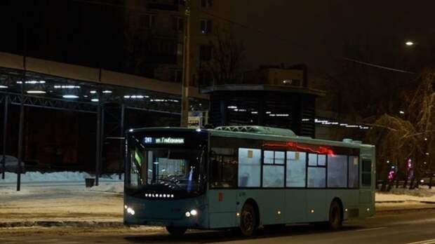 В рождественскую ночь в Петербурге назначили дополнительные автобусы