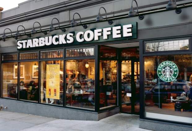 Компанию назвали в честь Старбака, персонажа книги Германа Мелвилла «Моби Дик» / Фото: i.pinimg.com