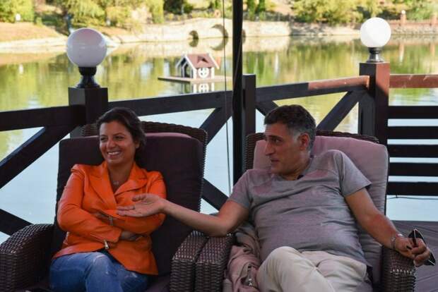 Звездная телевизионная пара. Фото: yandex.ru