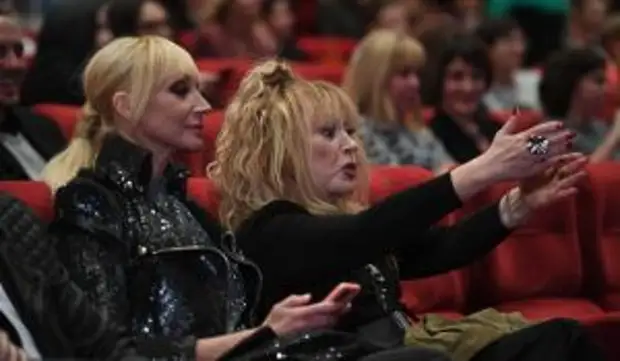 Все просчитала: Почему сбежавшая за бугор Пугачева не осталась у Орбакайте в США?