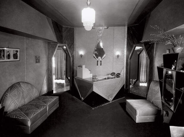 Салон красоты в отеле Jefferson в Сент-Луисе, конец 1920-х годов.