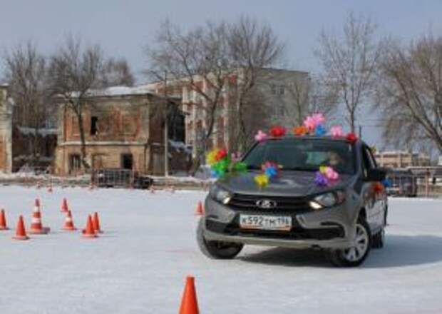 В Невьянске состоялся конкурс водительского мастерства «Авто-Леди 2021»