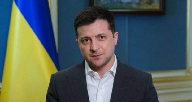 Зеленский назвал членство в ЕС и НАТО стратегическим курсом Украины Зеленский назвал членство в ЕС и НАТО стратегическим курсом Украины