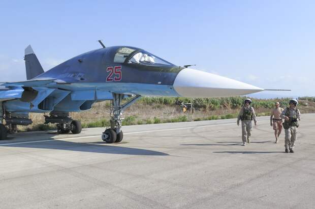 Тактический бомбардировщик Су-34М - новый «допиленный» вариант прославленного Су-34. Чем же он так хорош? Сразу скажу - тактический бомбардировщик значит следующее.-11