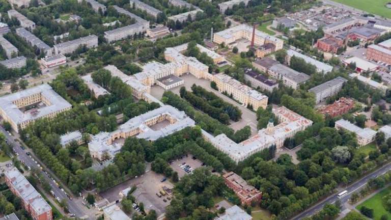 Лидером по количеству благоустроенных дворов в 2020 году стал Петродворцовый район