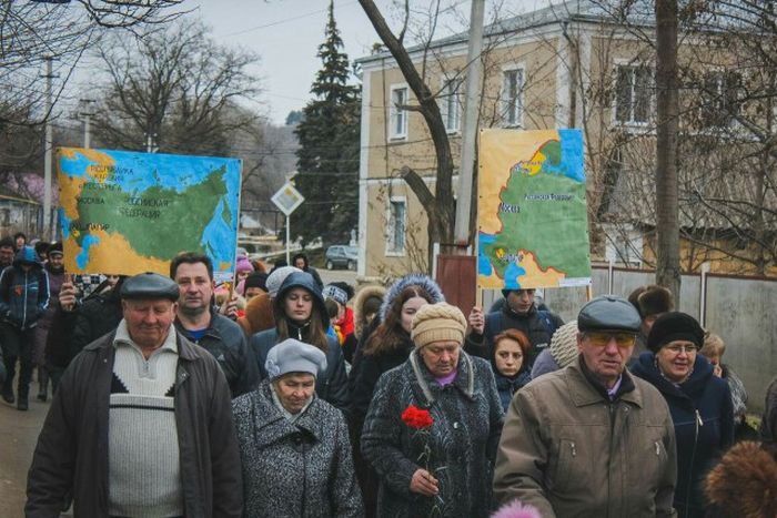 Захоронение останков советского солдата (17 фото)