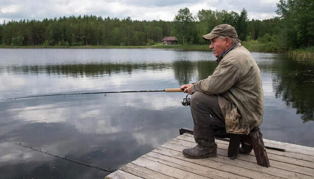Удочка, два крючка и без лодки: как ловить рыбу при нерестовом запрете в Москве