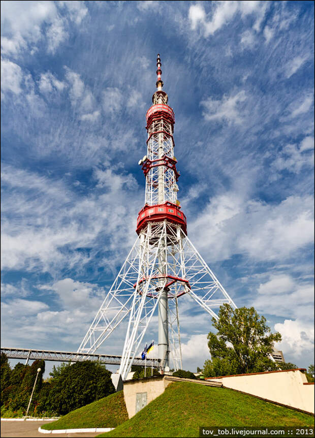 Телебашня в киеве фото