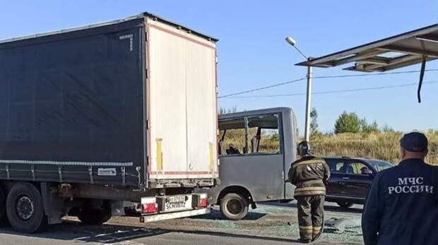 Число пострадавших в ДТП под Нижним Новгородом выросло до 17