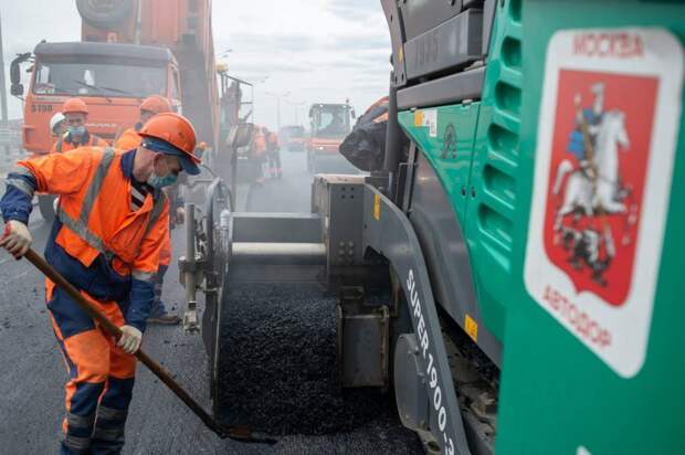 На Ярославском шоссе начали обновлять асфальт
