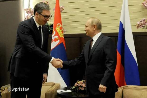Президенты России и Сербии пообщались по случаю 80-летия освобождения Белграда