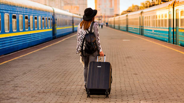 Более 100 дополнительных пар поездов на российские курорты запустили к летнему сезону